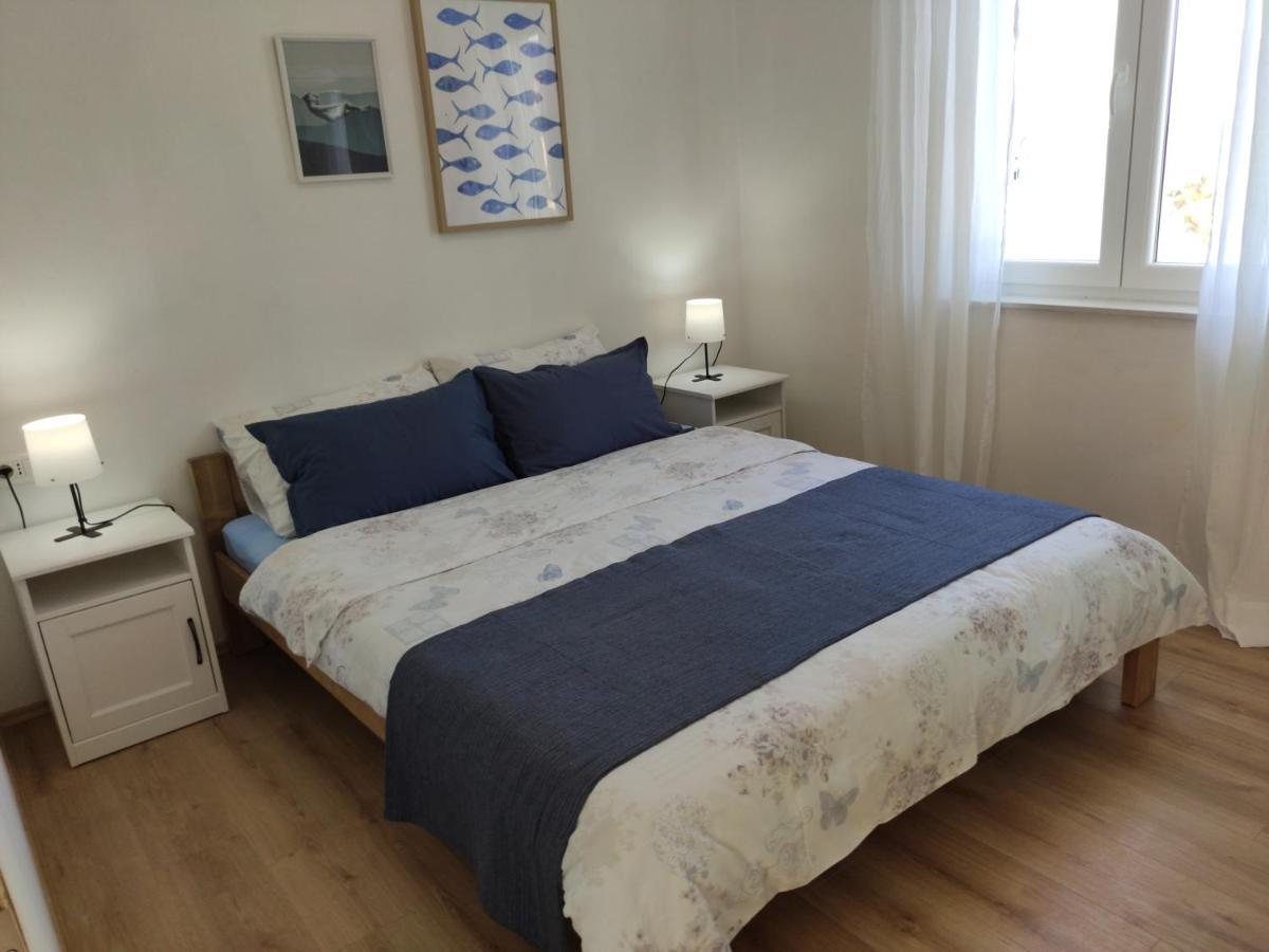 Apartmani Sara 2 Бетина Екстериор снимка