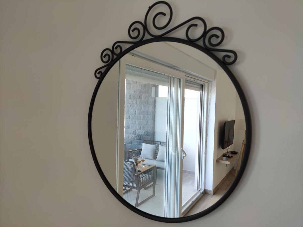 Apartmani Sara 2 Бетина Екстериор снимка